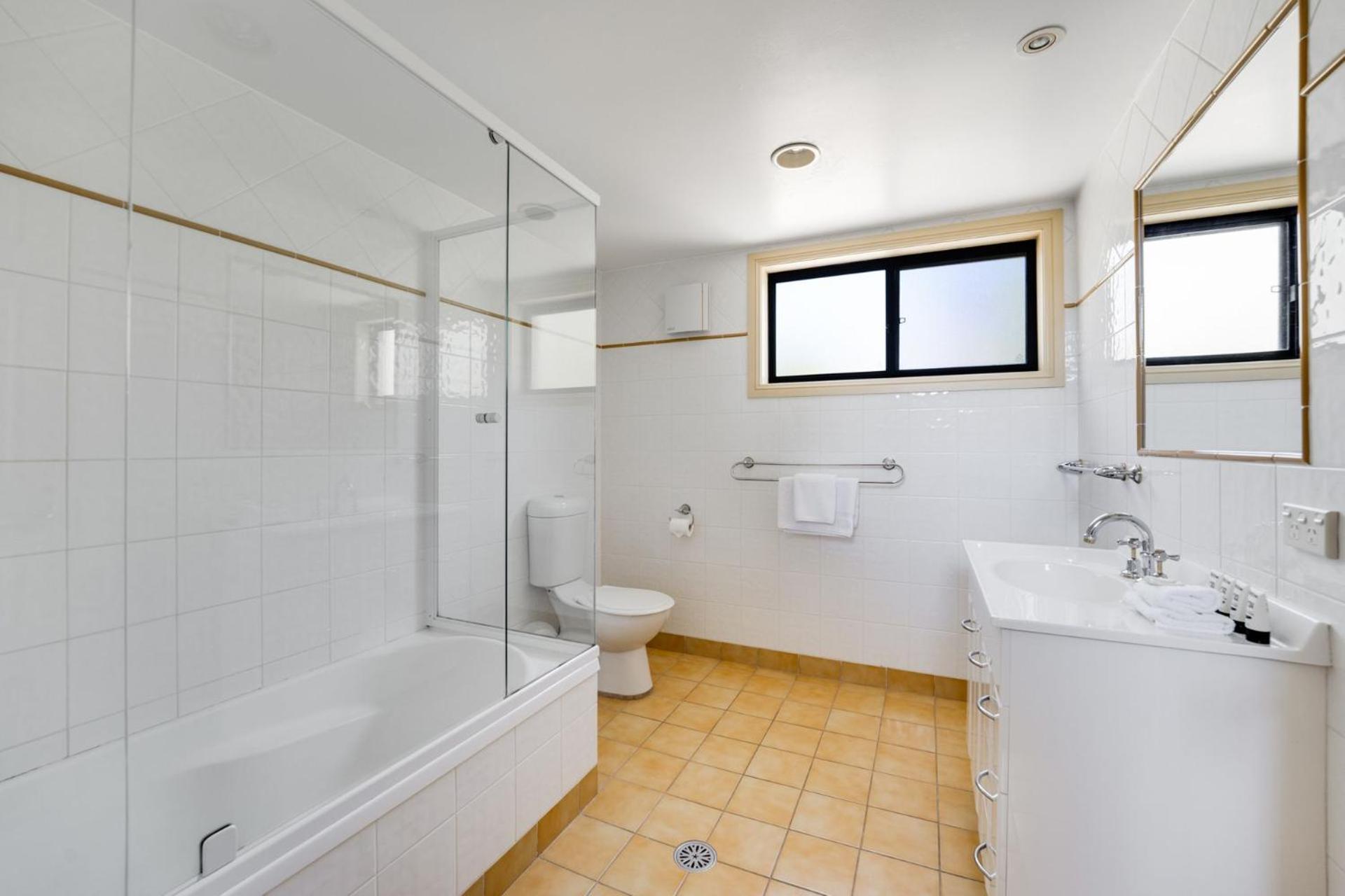 Dromaius 5 - 3Br Townhouse L Lake Views L Spa Bath L Wifi L Bbq จินดาไบน์ ภายนอก รูปภาพ